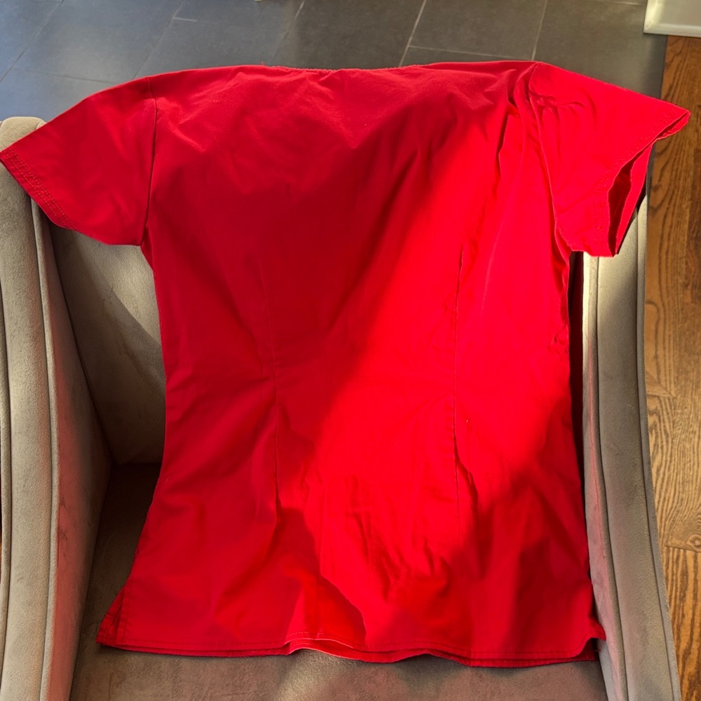 Code Happy Red Scrub Top small - Picture 5 of 5